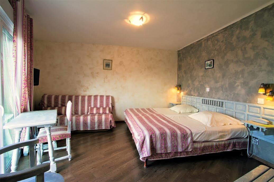 Logis Hotel Restaurant Planes Saillagouse Zewnętrze zdjęcie
