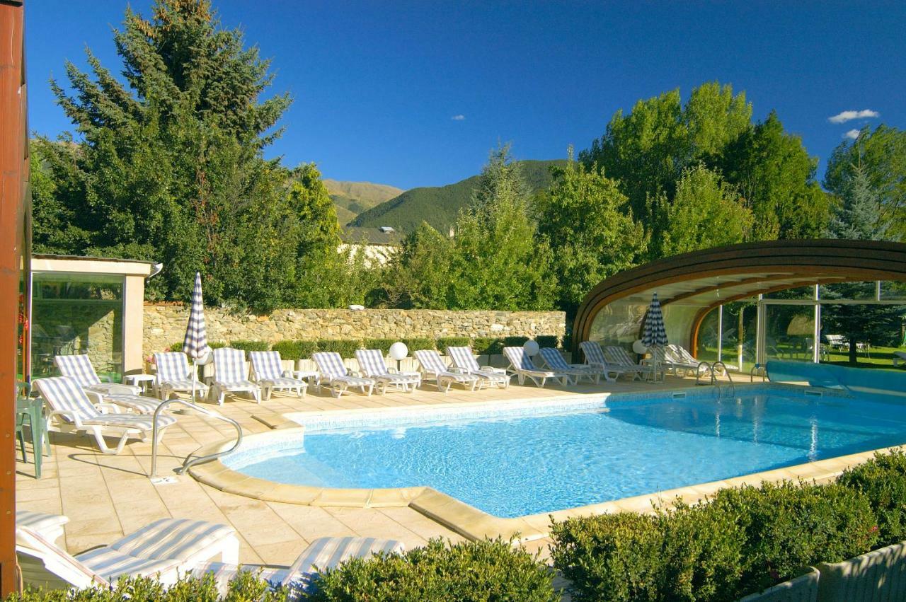 Logis Hotel Restaurant Planes Saillagouse Zewnętrze zdjęcie